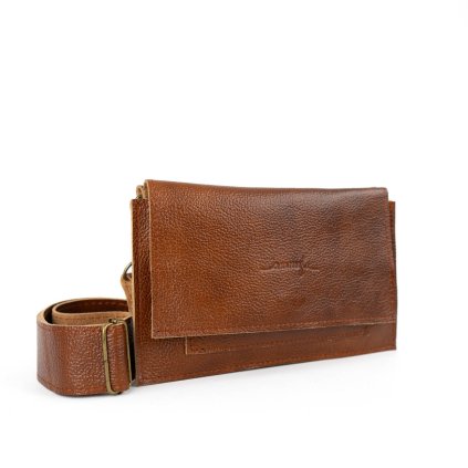 Malá, ručne šitá kožená crossbody kabelka od slovenskej značky Ammyla