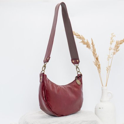 Kožená kabelka do ruky aj crossbody, ručne šitá od Ammyla
