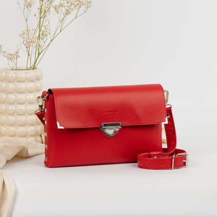 Kožená crossbody kabelka strednej veľkosti od Ammyla