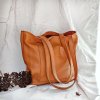Kožená shopper kabelka, ručne šitá by Ammyla