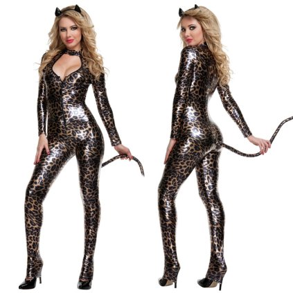Leopard woman 01