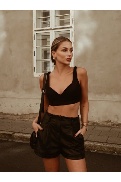 8F7C9DDA 40DD 4F2E 814B 4A8CAC181FFC