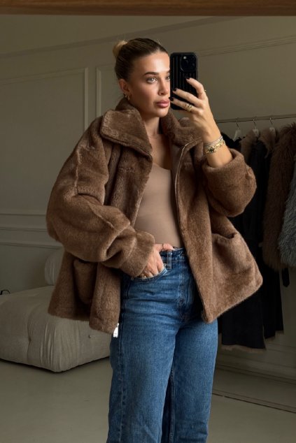 Světle hnědý kožíšek Ruby