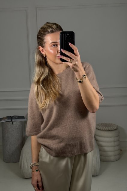 Béžový svetr s krátkým rukávem Olivia
