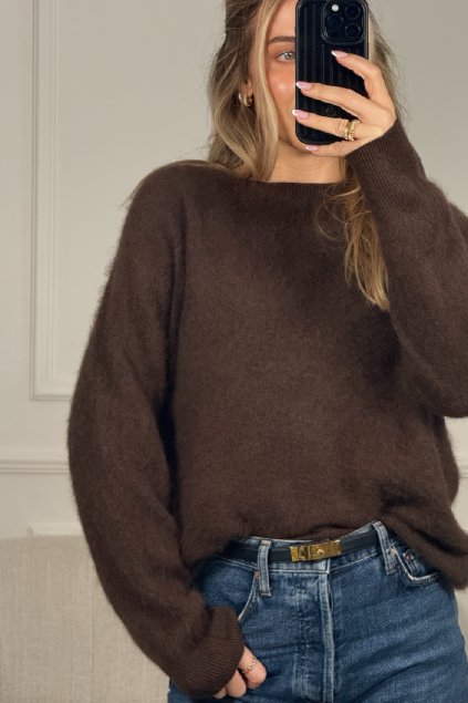 Hnědý čokoládový svetr s dlouhým rukávem Azra