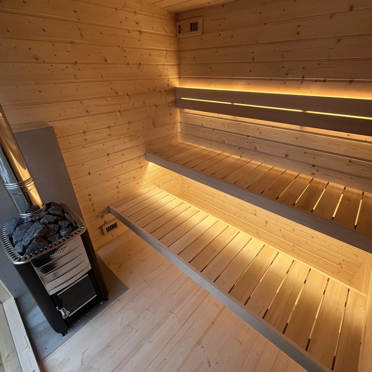 sauna-detail-lavice