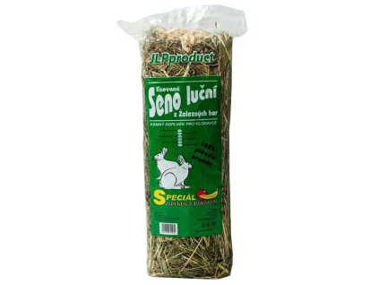 Seno luční s jablem a banánem