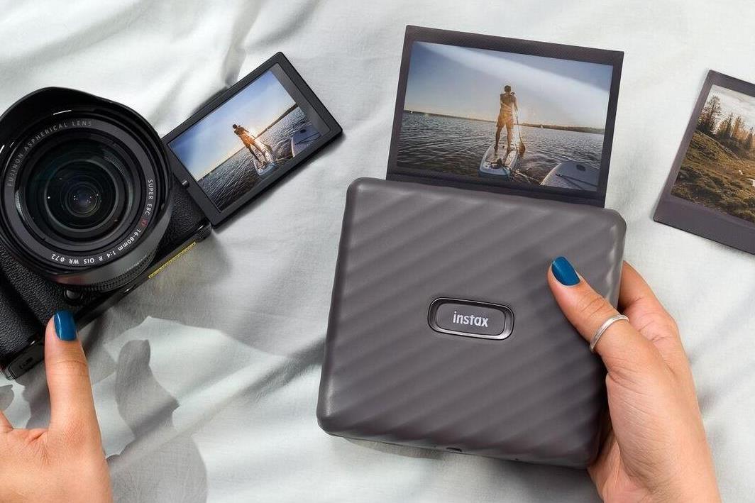 Mobilní tiskárna Instax Link WIDE - Větší je lepší