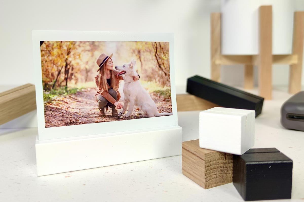 Zarámečkuj snímky Instax – MINIMALISTICKY