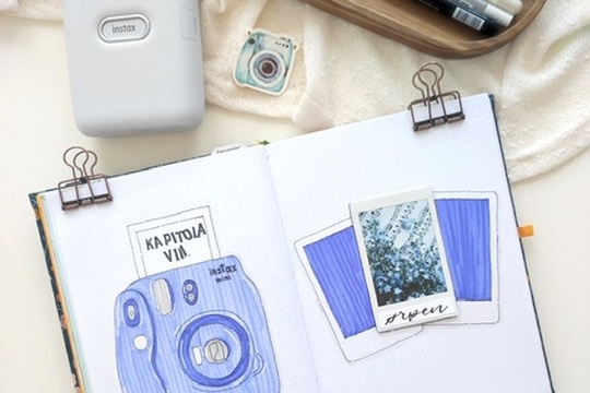 Jak si vyzdobit diář? Zkuste fotky Instax