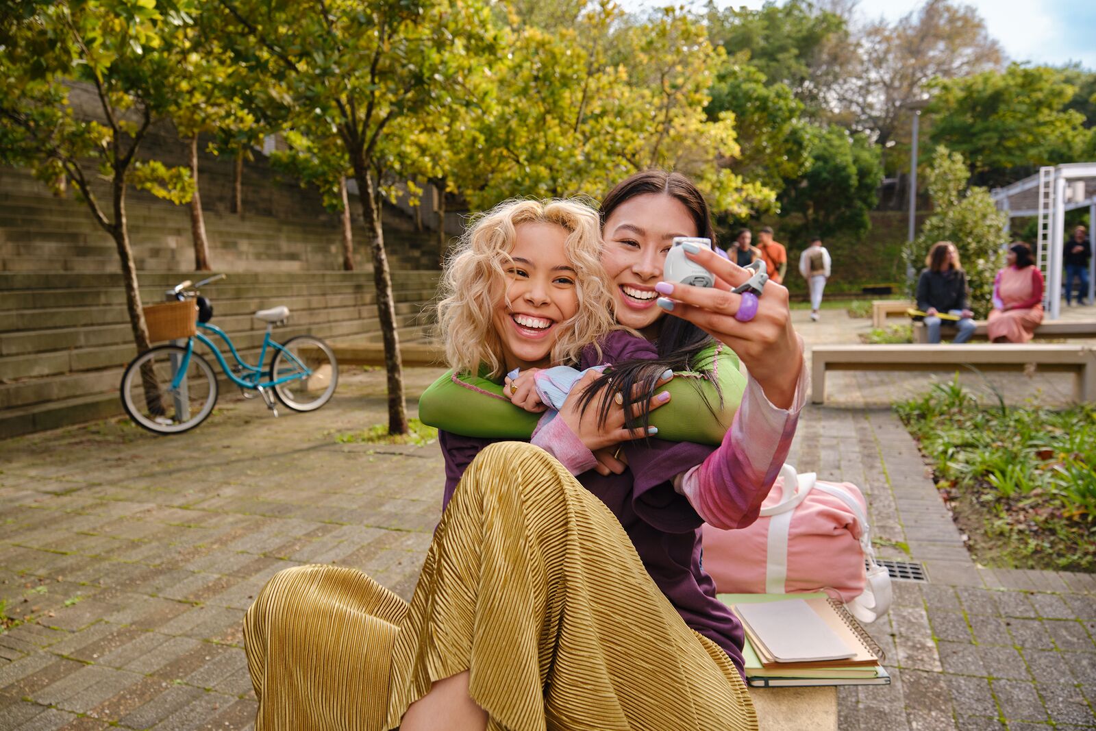 Instax Pal - aby se z malých okamžiků staly velké