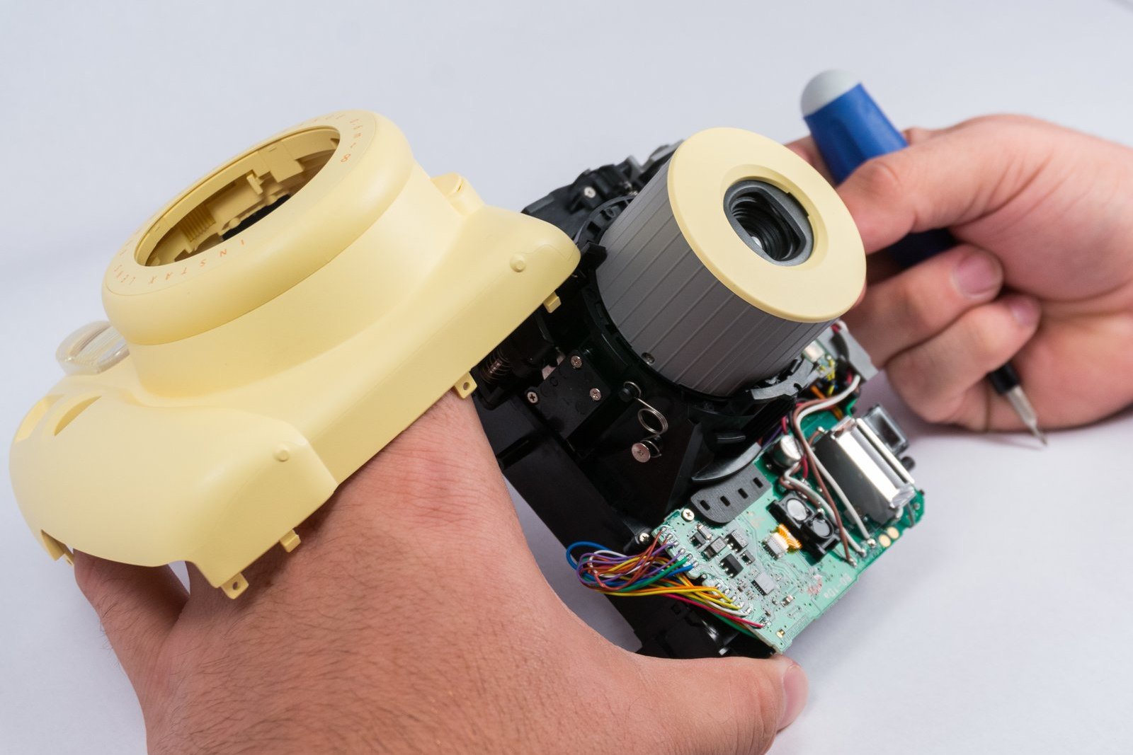 Instax bliká a nefotí. Co s tím?