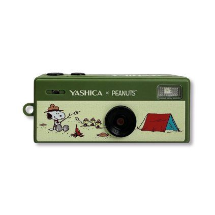 Yashica Funtastic Keychain Camera Snoopy's Summit