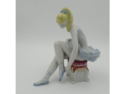 Balerína Alenka. Soška. Porcelán.