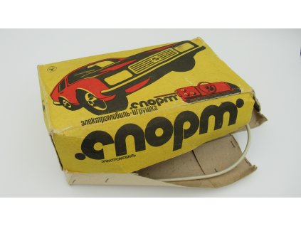 Autíčko na dálkové ovládání. Hračka.