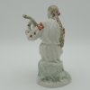 Dívka s bandurou. Soška. Porcelán.