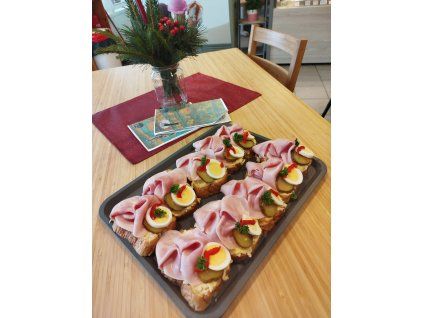 Chlebíček se šunkou