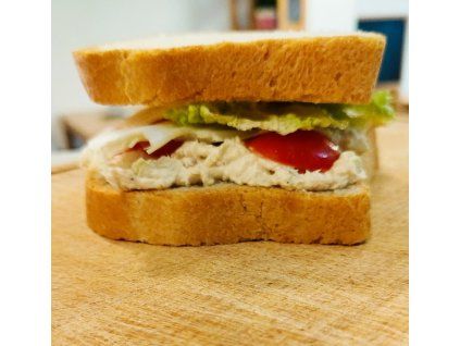 Tuňákový sendvič