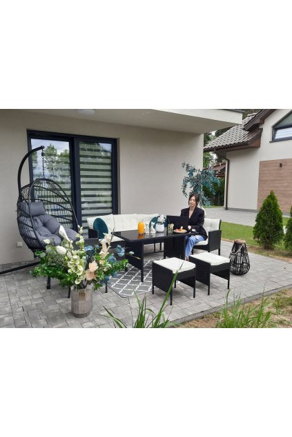 slo pl SADA RATANOVYCH NABYTKOV VADUZ SOFA 2 KRESLA 2 PUFLI STOLOVY CIERNA KREMOVE PODUSKY 9583 2331 4