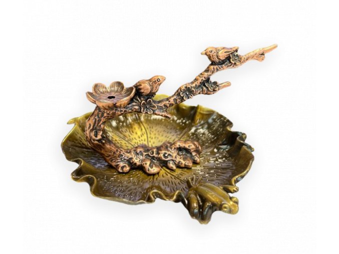 Mani Bhadra Stojan na vonné kužely Tekoucí dým Jezírko se žábou a ptáčci (odstín bronz), 10,5 x 5 cm