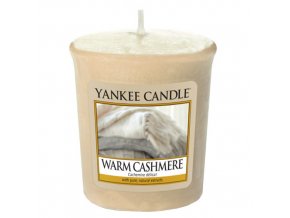 Votivní vonná svíčka Yankee Candle Hřejivý kašmír WARM CASHMERE, 49 g