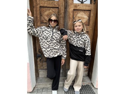 Dívčí mikina Leo print - black