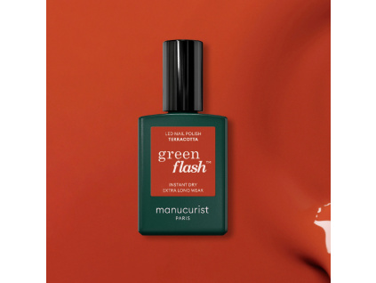 manucurist green flash gel nail polish gelovy lak na nechty terracotta
