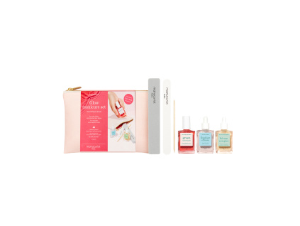 manucurist glow manicure set 2