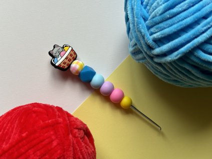 Háček - Kočička v košíku