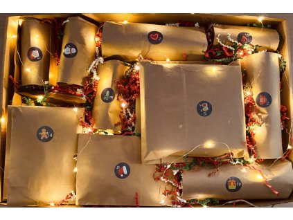 Háčkovací adventní kalendář - 24 balíčků
