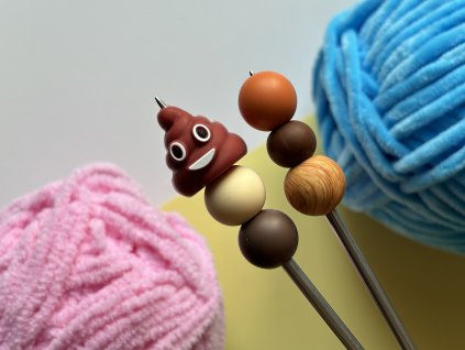 Pár jehlic - Hovínko