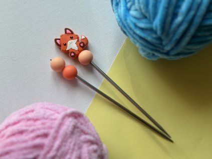 Pár jehlic - Liška