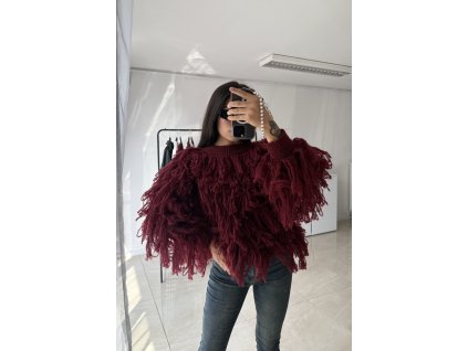 Úpletový strapatý sveter