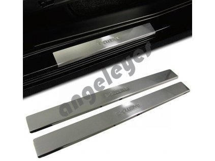 Nerezové nástupné lišty Toyota Corolla