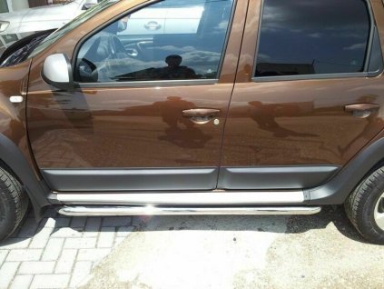 duster bocne listy 2010