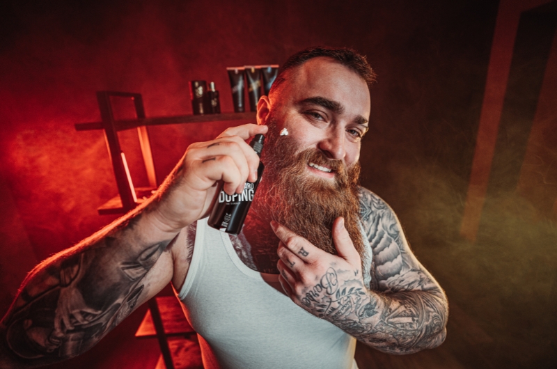 RŮST VOUSŮ: OD STRNIŠTĚ PO BÍRDUS GIGANTUS