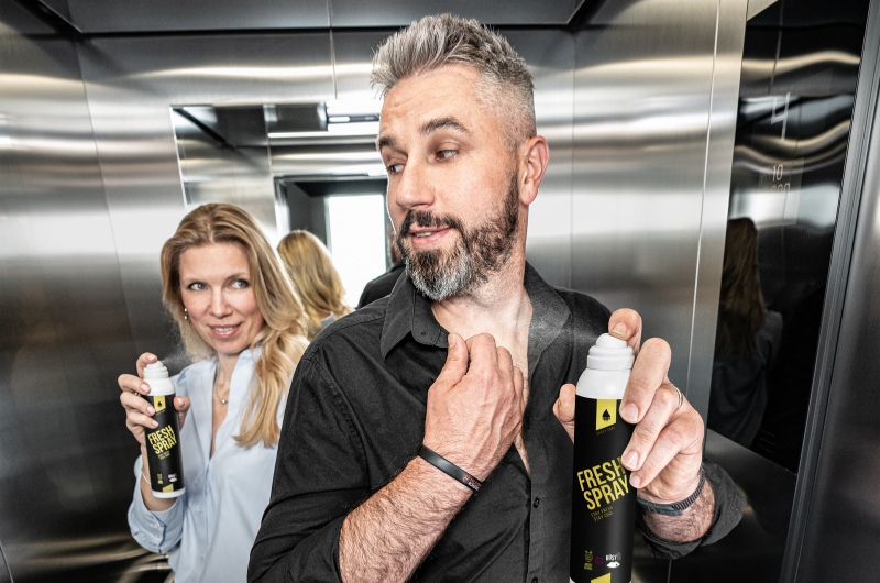 FRESH SPRAY – NEVAŘ SE, OMLŽ SE