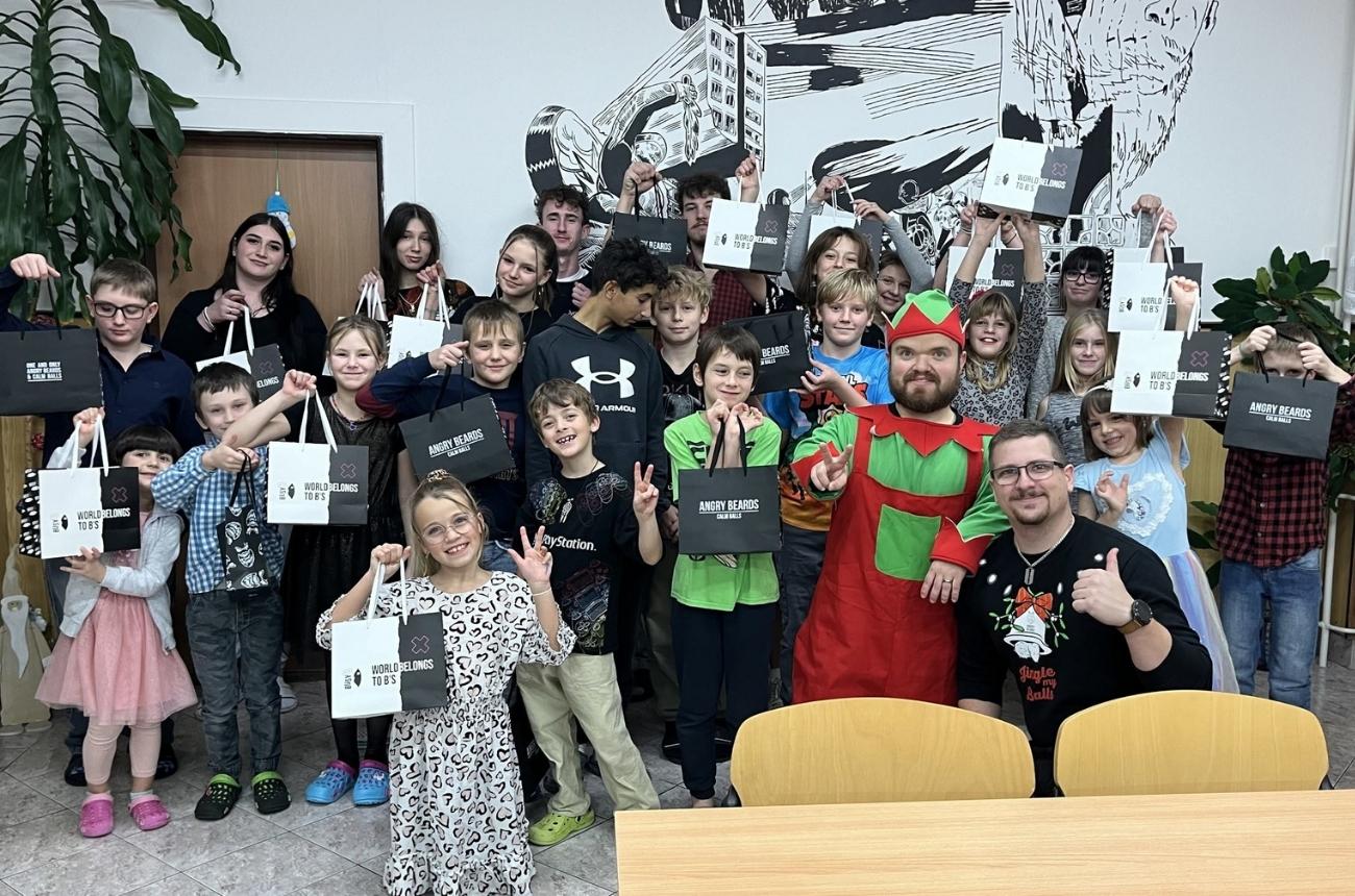 ČERNÝ ZLATO ZA PŮL MEGA PRO MLADÝ PUŠKY Z DĚCÁKŮ