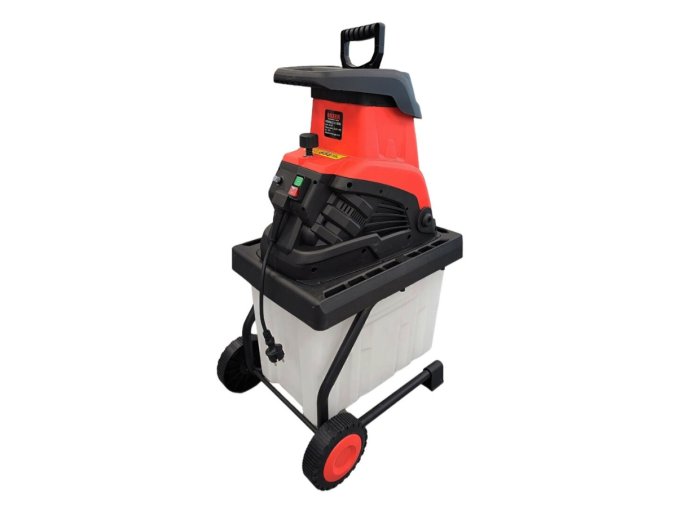 Štiepkovač na vetvy 45L 3200W