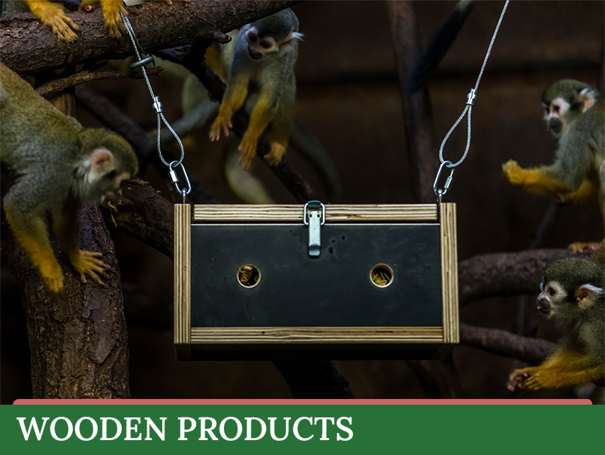 HANGING WOODEN BOX