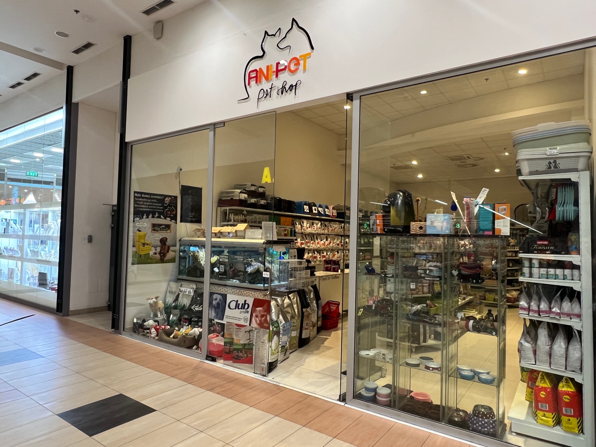 Ani-pet OC Centro Nitra