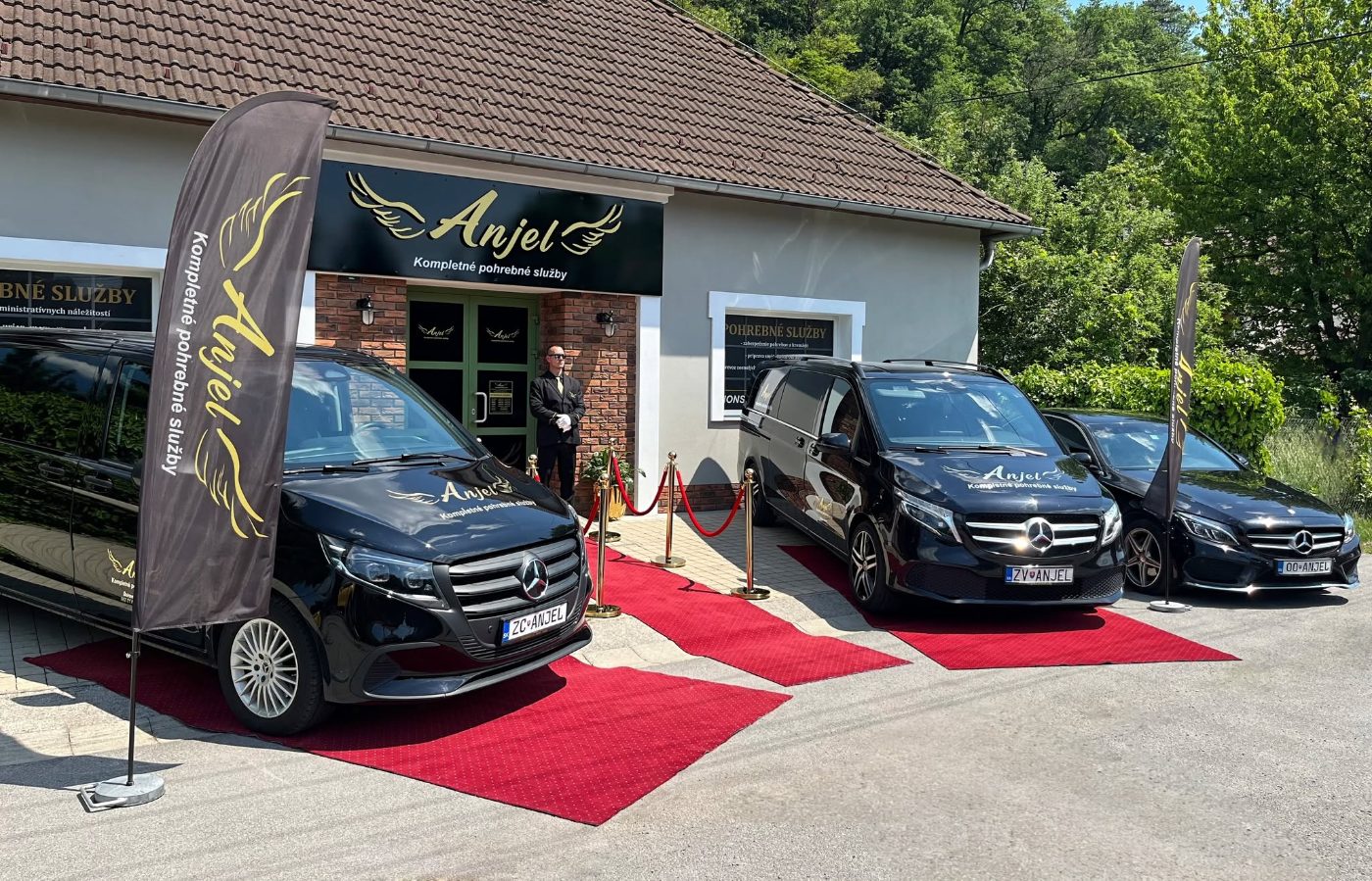 Vozidlá pohrebnej služby ANJEL