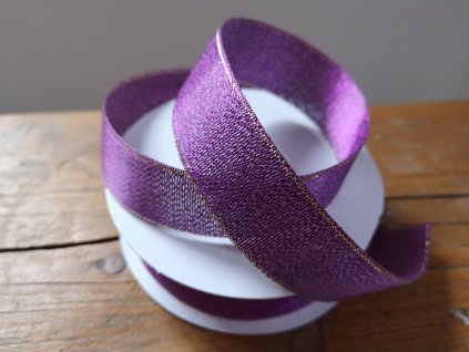 Brokátová stuha 25mm purpurová so zlatým lemom
