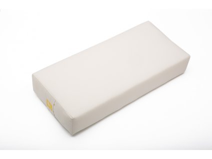 Bolster smetanovy pozadi retus shoptet Q2C0253