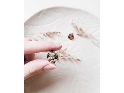 Ginkgo lístky zlaté kartáč 02