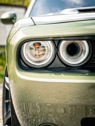 Detaily našeho Dodge Challenger ScatPack😎🤩 Rezervace pouze na amerikanakolech.cz #dodge #challenger #photo #detail #fyp