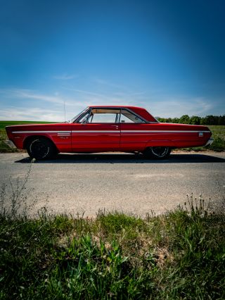 Pohled na ten krásný zadek našeho Plymouth Fury z roku 1965…🤩 Co na něj říkáte? Dejte vědět do komentářů!😎 #photo...