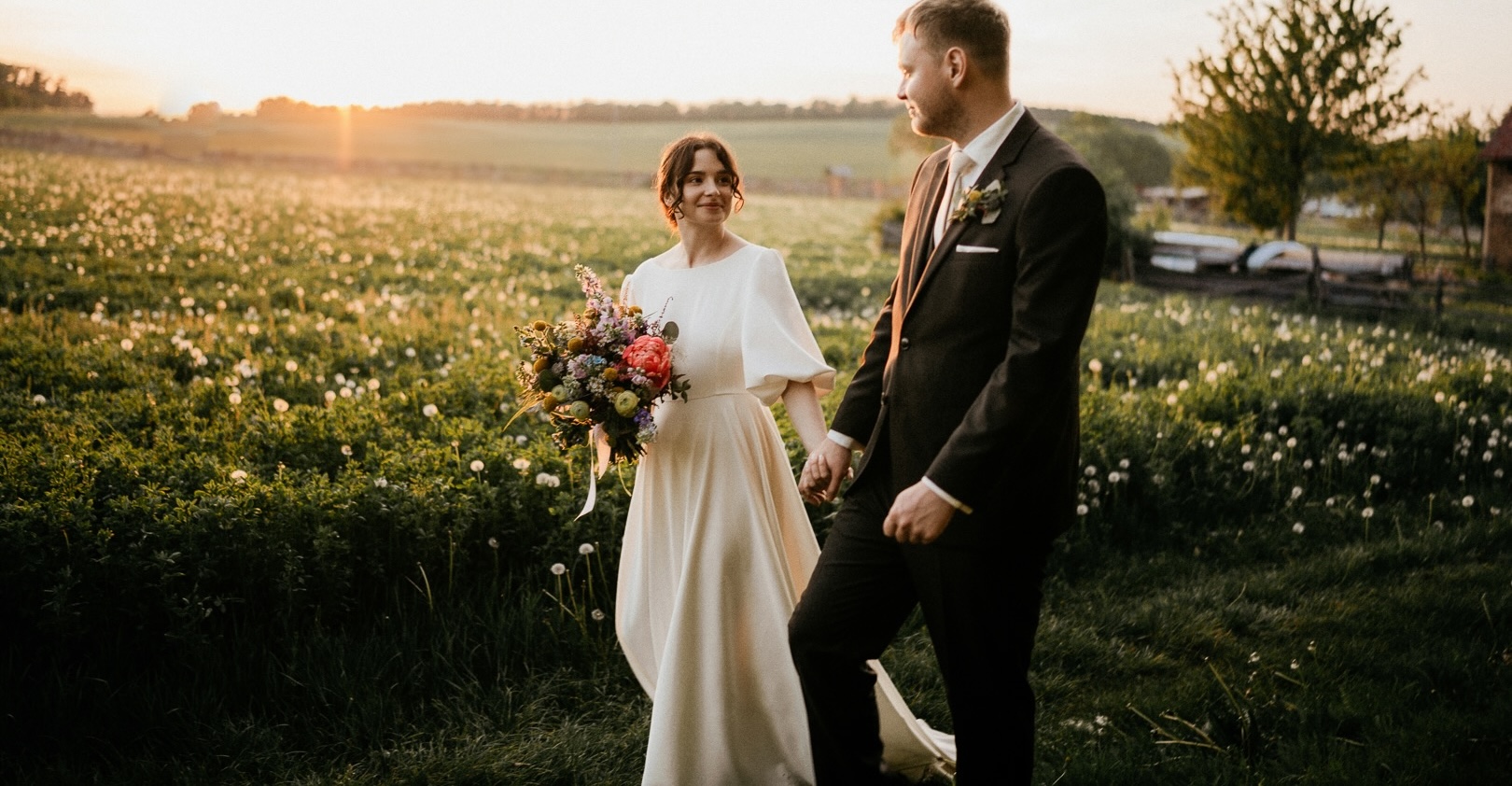 Svatební šaty na míru