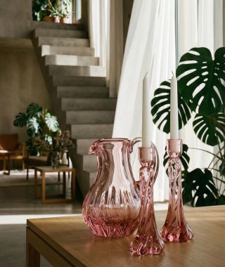 Where glass meets everyday rituals. A quiet moment, elevated by texture, light and form. #modernliving #designinterior...