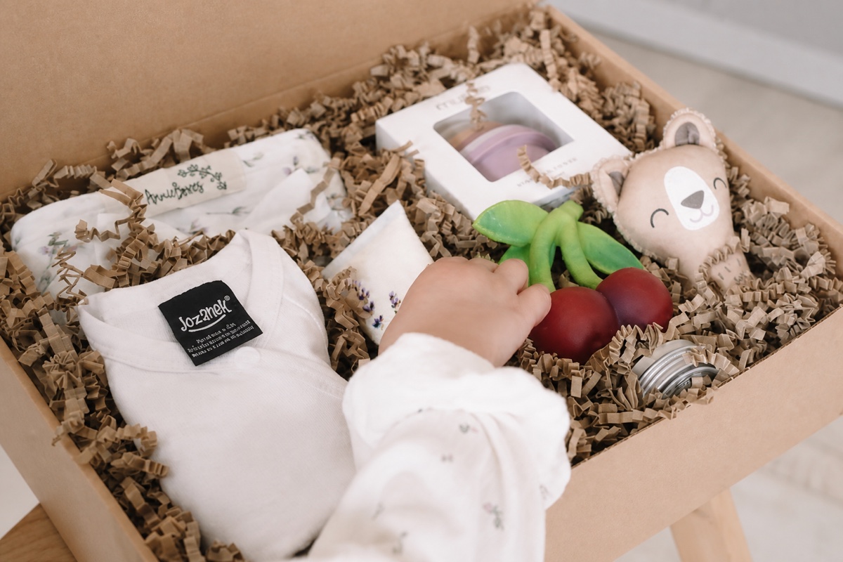 Hotové dárkové krabičky pro miminka od Annie Boxes